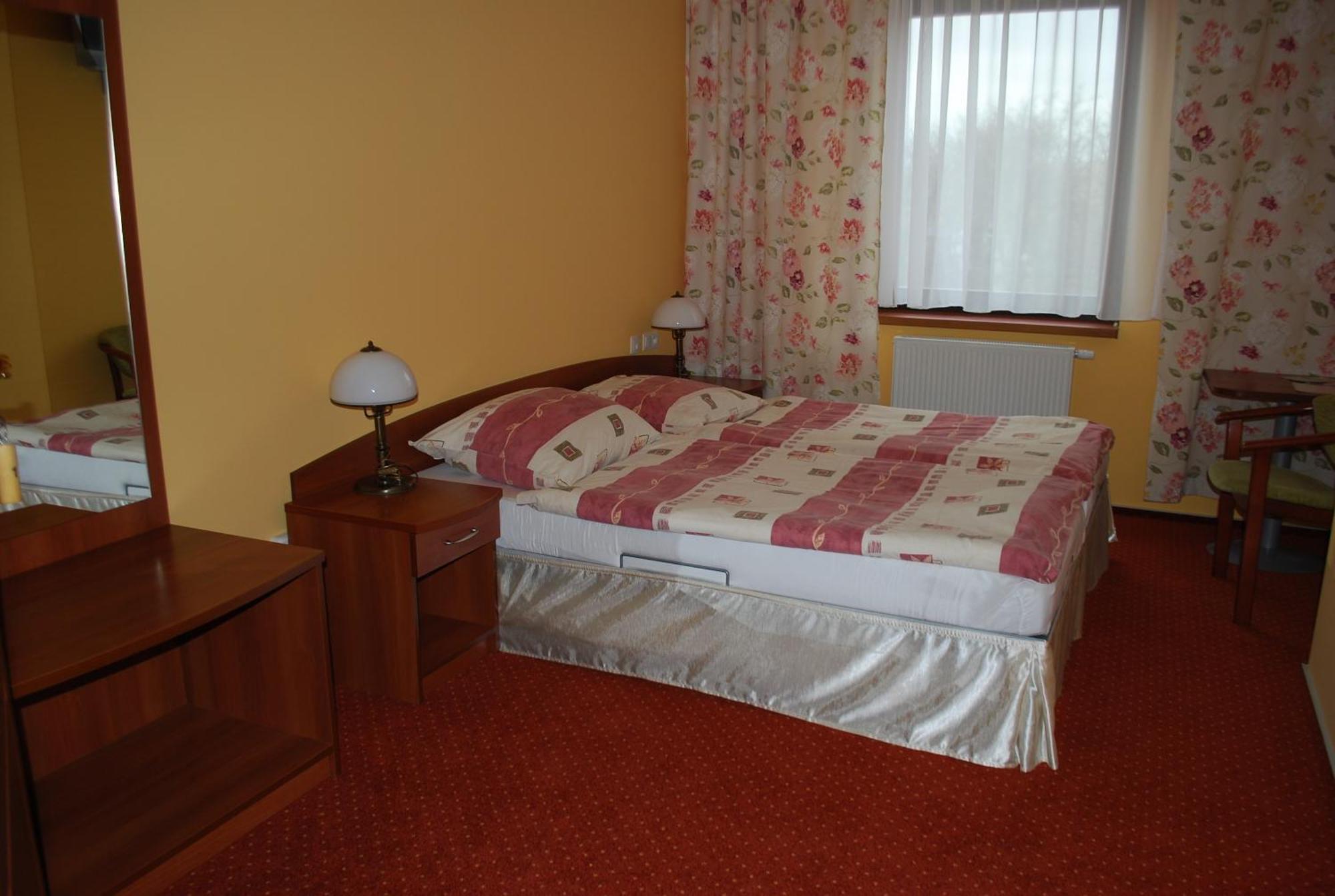 Hotel Anka Słubice Eksteriør billede
